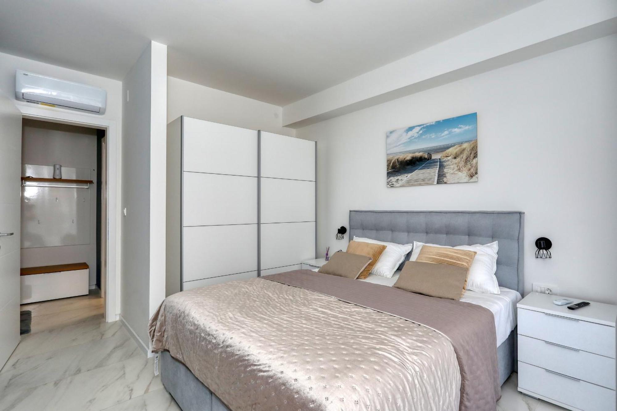 Apartment Relex With Pool & Jacuzzi بريفلاكا المظهر الخارجي الصورة