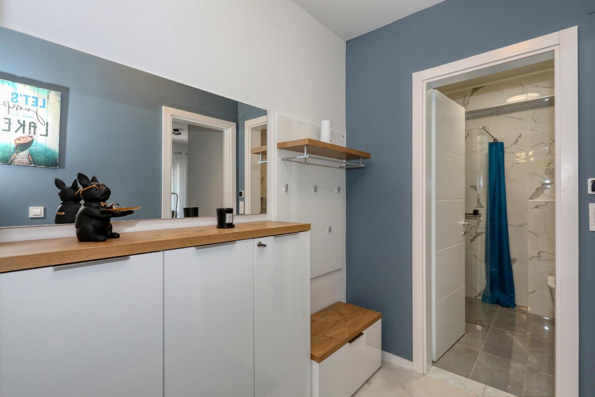 Apartment Relex With Pool & Jacuzzi بريفلاكا المظهر الخارجي الصورة