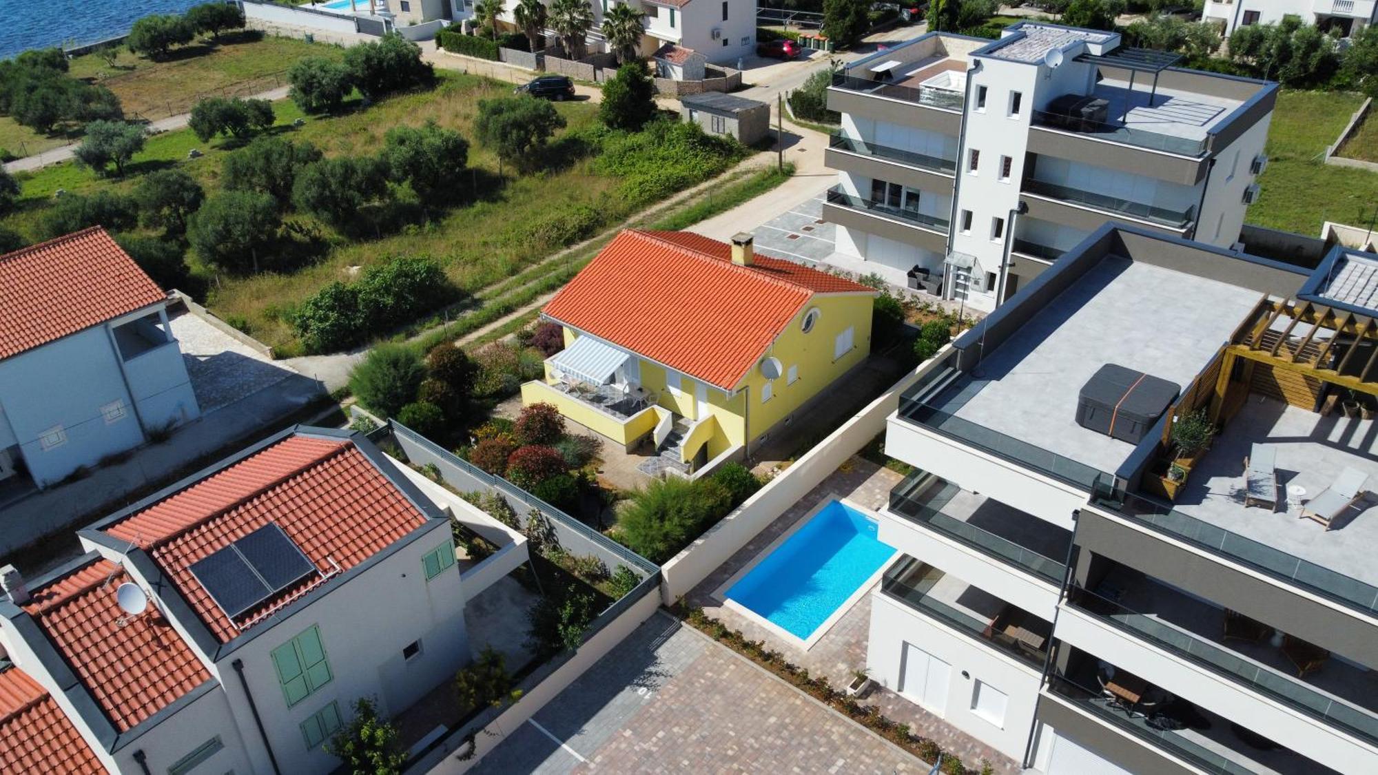 Apartment Relex With Pool & Jacuzzi بريفلاكا المظهر الخارجي الصورة